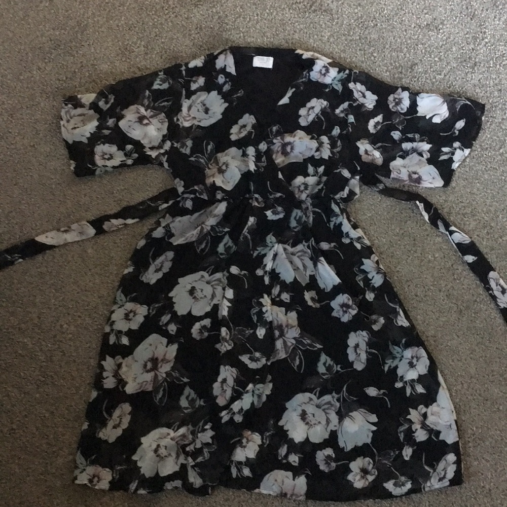 Stylish floral wrap dress.